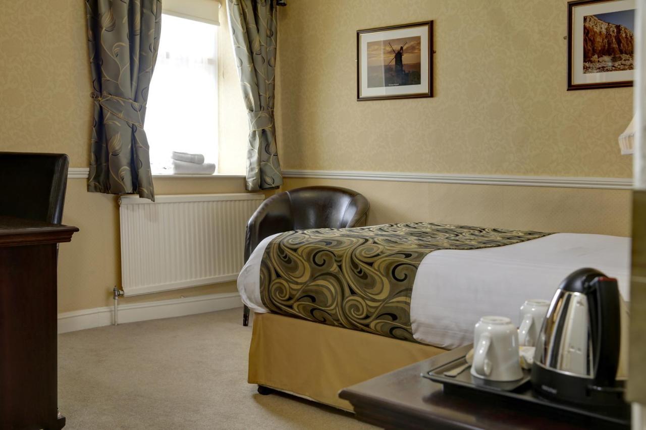 Knights Hill Hotel & Spa King's Lynn Esterno foto